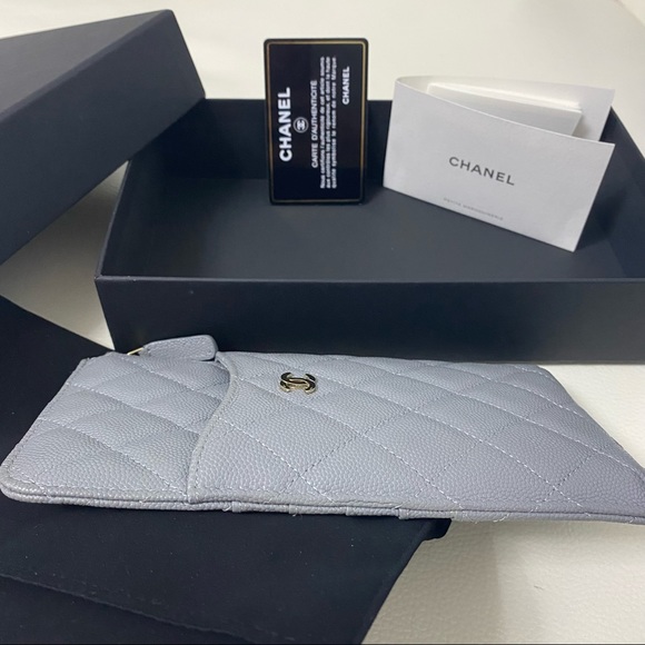 Chanel Phone Card Holder Pouch Interlocking CC logo Zipper Wallet - Picture 9 of 17